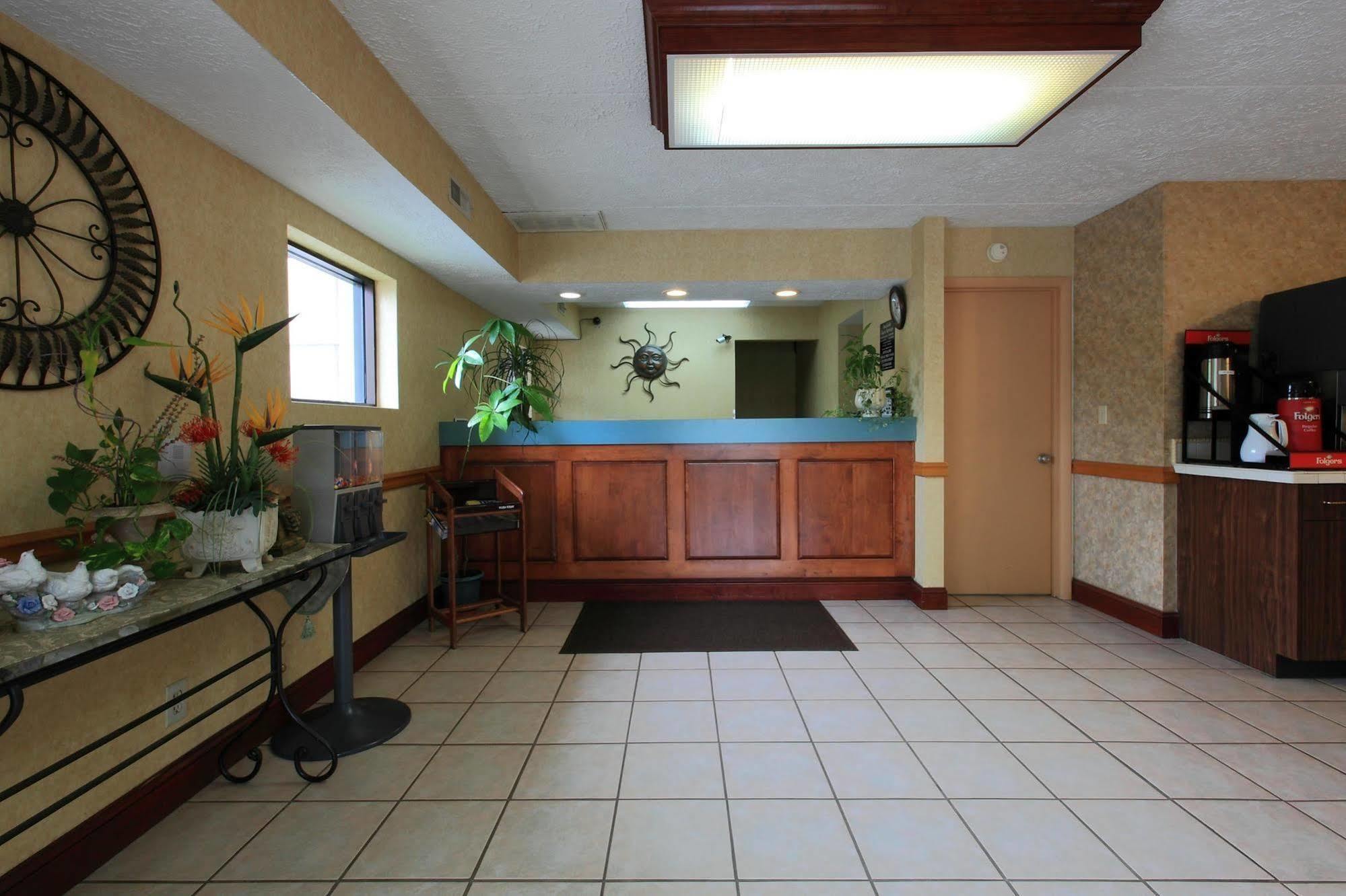 Americas Best Value Inn North Capital Raleigh Intérieur photo