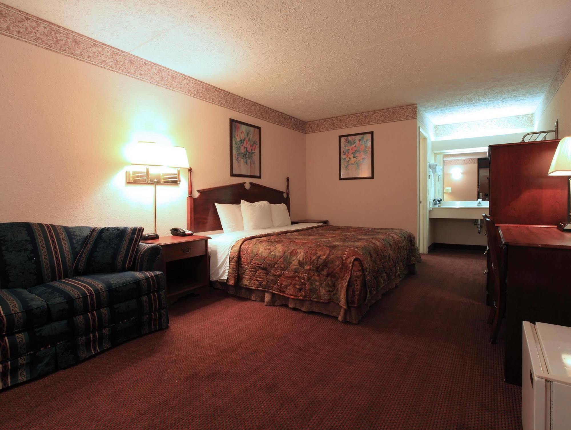 Americas Best Value Inn North Capital Raleigh Extérieur photo