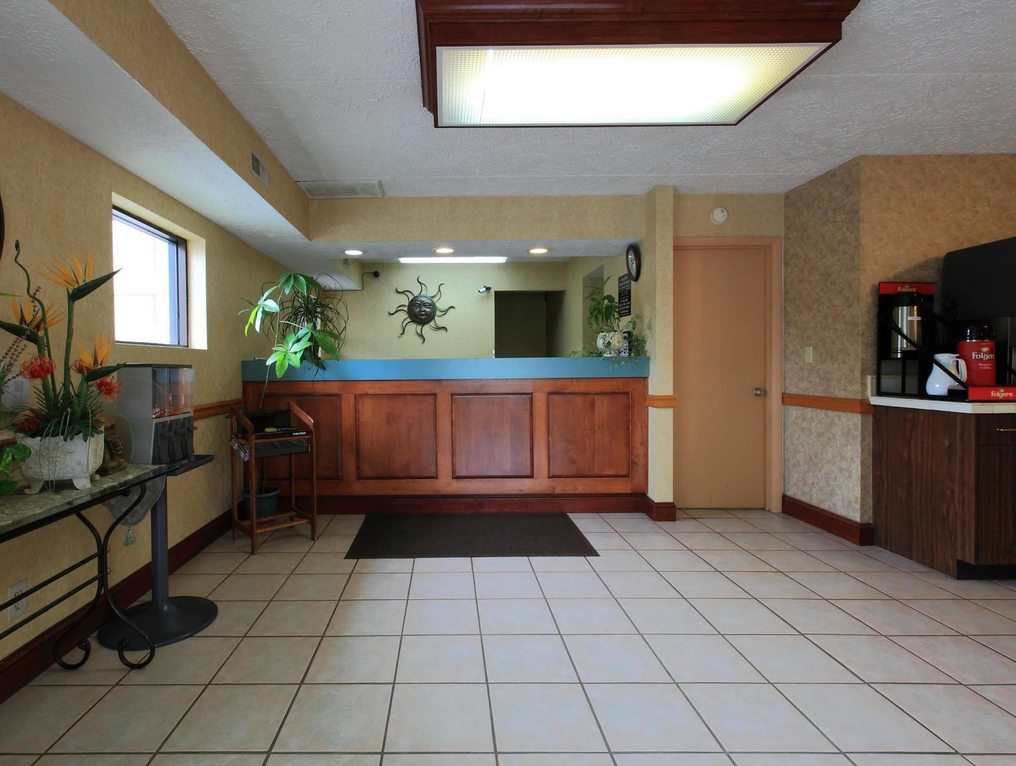 Americas Best Value Inn North Capital Raleigh Extérieur photo